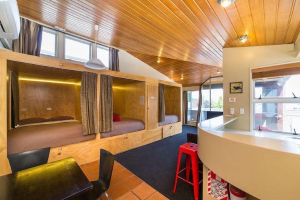 Tahuna Pod Hostel Main image